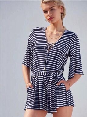 Lovers + Friends Cruiser Stripe Lace Up Romper Navy White Size L